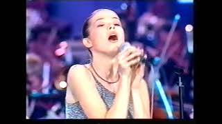 Karolina Goceva  Ukradeni noki Skopje Fest 1998 Eurovision Macedonia [upl. by Aikel]