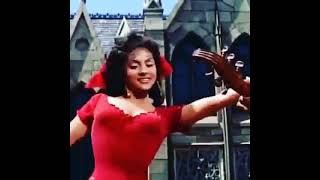 Gina LollobrigidaZingarellaEnrico Macias from The Hunchback of Notre Dame film1956 [upl. by Ingar]