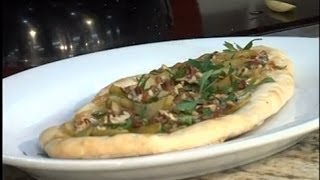 Chef Jyll Carmelized Pear amp Gorgonzola Flatbread  Cooks Corner Green Bay [upl. by Nehpets]