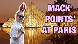 Macaulay Culkin points at Paris [upl. by Balfore]