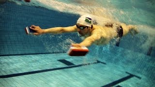 natation éducatif papillon Un flotteur dans chaque main [upl. by Aenea]