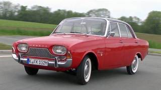 Der Ford Taunus 17m von 1960 im Video  Historische Fahrt mit der Badewanne [upl. by Asaph]