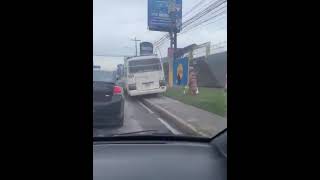 Siguen los abusos de los buses llamados Rapiditos [upl. by Crissie832]