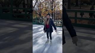 Patinando sobre hielo en Suiza  Patino sobre hielo en Ginebra shorts [upl. by Eecats]