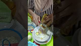 Soto Lamongan mantapp streetfood makananjalananindonesia sotolamongan [upl. by Bohrer]