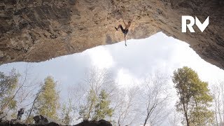 Brut  Adam Ondra dans un 9a FA à Arco Italie  Relais Vertical Bonus [upl. by Leuname599]