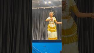 Mohiniyattam✨At Guruvayoor temple❤️Namanya Unnikrishnan🥰 trending youtubeshorts instagram [upl. by Siekram]