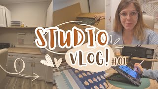 Studio vlog 01  De studio bouwen  unboxen printer ASMR  stickers maken 🎨  BLOOPERS [upl. by Donavon616]