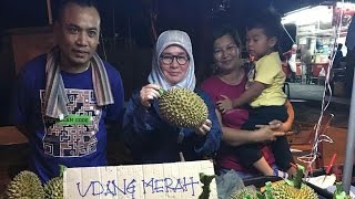 Gelagat Penjual Durian Dan Tengku Puan Pahang [upl. by Marylin831]