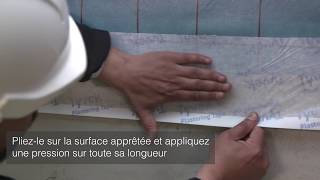 Installation du parevapeur AirGuard® sur un mur en briques avec la Bande Adhesive de Raccord Tyvek® [upl. by Ester]