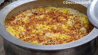 Bawarchi se seekhiye Chicken Dum Biryani 25 log ke liyeWorld Famous Hyderabadi Chicken Dum Biryani [upl. by Aisek]