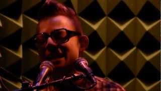 Bernhoft covers Tears For Fears quotShoutquot Joes Pub NYC [upl. by Hirasuna945]