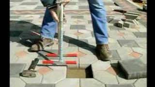 Paver Extractor  PAVE TECH  Hardscape Outfitter [upl. by Aneba]