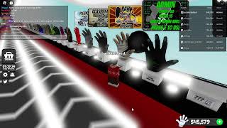 helping people get admin glove in slap battles  slap battles LIVE [upl. by Kamerman]