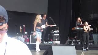 Sabrina Carpenter covers Arctic Monkeys “Why’d You Only Call Me When You’re High” Billboard Hot 100 [upl. by Rebmat951]