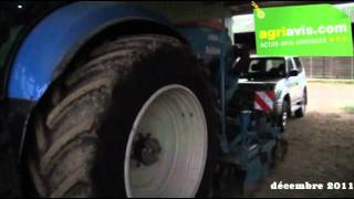 Philippe Leroy donne son avis sur le New Holland T6090 [upl. by Weasner]