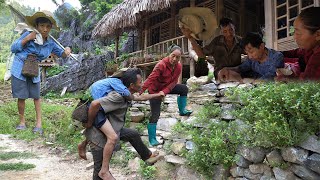 Harvesting vegetables to go to the market  Taking care of the disabled uncle [upl. by Dnomed]