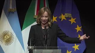 GIORGIA MELONI AL TEATRO COLISEO INCONTRA LA COMUNITÀ ITALIANA DI BUENOS AIRES [upl. by Sremlahc]