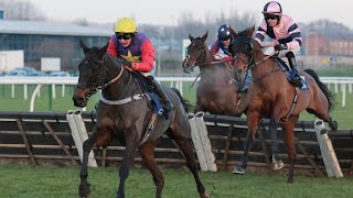 DASHEL DRASHER amp PAISLEY PARK serve up Long Distance Hurdle thriller at Newbury [upl. by Ezar]