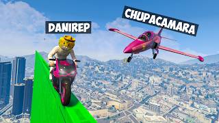 CORRE O TE ATROPELLO EN MOTO APARECE UN CHUPACAMARA  GTA 5 ONLINE [upl. by Ocirederf11]