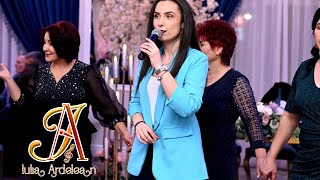 Iulia Ardelean si formatia  Mandrele din Timisoara  Carabina  Live 🎶 [upl. by Leesen]