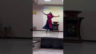 Coreografia Atalaia de Deus Louve [upl. by Evvy]