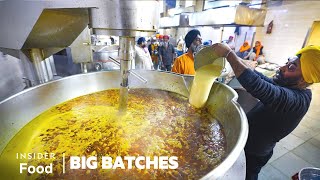 How Sikh Chefs Feed 100000 People At The Gurudwara Bangla Sahib Temple In New Delhi India [upl. by Dyan]