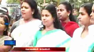 Cultureless Mahila Congress idiots in Kerala [upl. by Ennairrek]