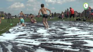 Waterspektakel Goed Bezig aan de Noordsingel in Wezep [upl. by Aliehs424]