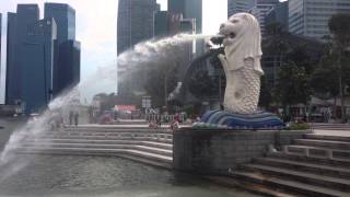 Merlion  Singapore Lion Statue [upl. by Capwell]