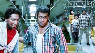 वांटेड सलमान खान ट्रेन फाइट  Wanted Salman Khan Train Fight Scene [upl. by Aihceyt557]