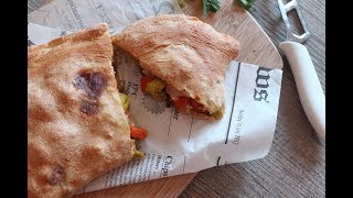 Pizza calzone aux légumes dhiver  بيتزا شتوية بالخضر جد لذيذة [upl. by Ttesil]