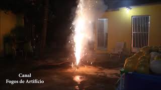 Soltando fogos na virada de ano 20182019 [upl. by Bilbe]