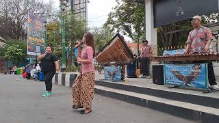 KALAH COVER ANGKLUNG RAJAWALI MALIOBORO YOGYAKARTA INDONESIA [upl. by Cordier]