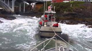 Coast Guard Station Depoe Bay lifeboat tows another lifeboat through quotThe Holequot [upl. by Francesco]