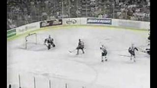 199900 Round 4Game 6CBC Derian Hatcher Nails Petr Sykora [upl. by Earaj324]