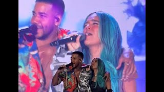 Karol G y Aventura cantan juntos en el Dodger Stadium del Inmortal Tour y Ana Bárbara los aplaude [upl. by Bikales524]