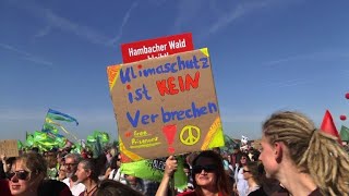 Festivalstimmung am Hambacher Forst Tausende feiern Rodungsstop [upl. by Nylyaj862]