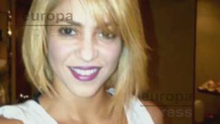 Shakira cambia de look con un pelo más corto [upl. by Rehoptsirhc]