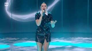 Francesca Michielin con quotSolite chiacchierequot  Colpo di luna 26012024 [upl. by Novla]