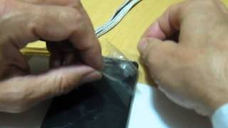 Come togliere le bolle dalla pellicola del cellulare  How to apply screen protector without bubbles [upl. by Shelman]