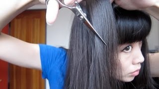 How to thin out your hair with shears or a razor [upl. by Gascony697]