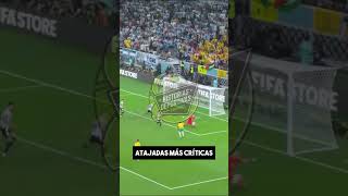 LAS ATAJADAS MÁS ÉPICAS DE DIBU MARTINEZ [upl. by Adalbert381]