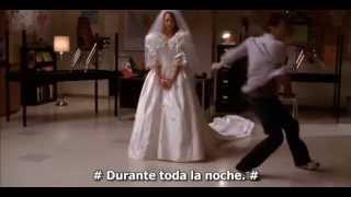 GLEE FULL PERFORMANCE Thong Song Musicales con subtitulos en español [upl. by Nollahp]