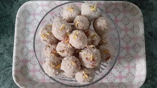 kuch mitta khane ka Maan kare to Banaya yeh ladoo😋 [upl. by Shea]