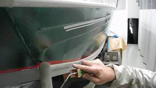 Наносим необрастайку Antifouling Trilux 33 International [upl. by Nauqel]