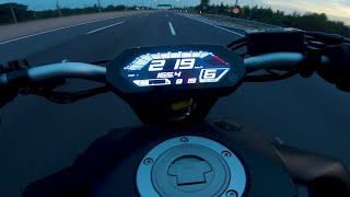 Yamaha MT 07 top speed  Highway chase [upl. by Evelunn]