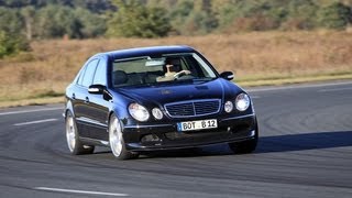 Brabus E V12 S  EKlasse mit 730 PS [upl. by Mosira]