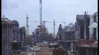 Disneyland Paris  La construction du Château [upl. by Tteltrab471]