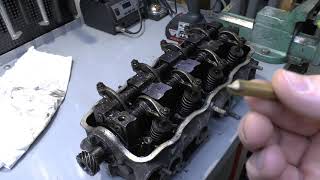 Suzuki Samurai sj smontaggio testa G13A 14 Disassembly of the head [upl. by Barris]